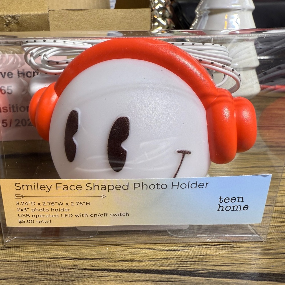 Smiley Face Photo Holder - Red and White